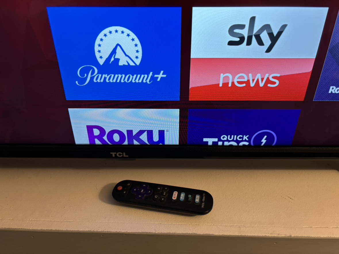TCL Roku TV - photo 2