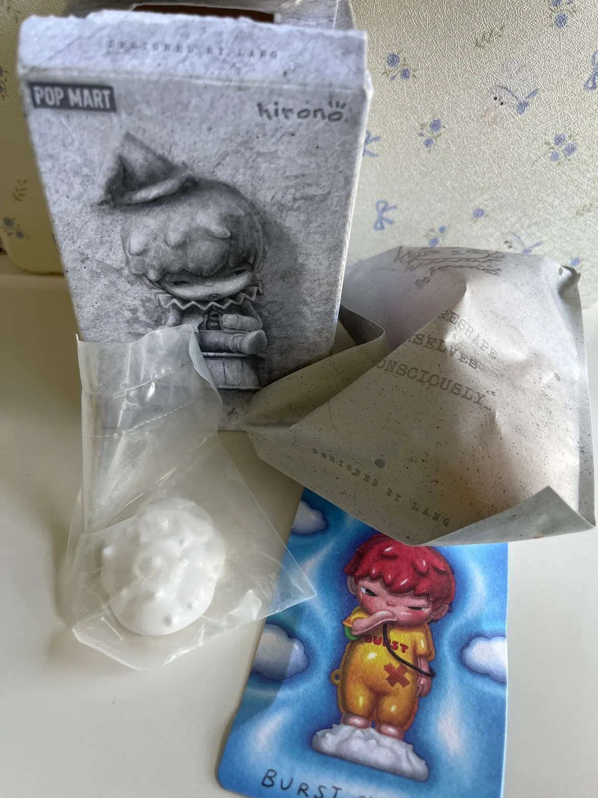 Pop Mart Hirono Reshape unopened Figure thumbnail