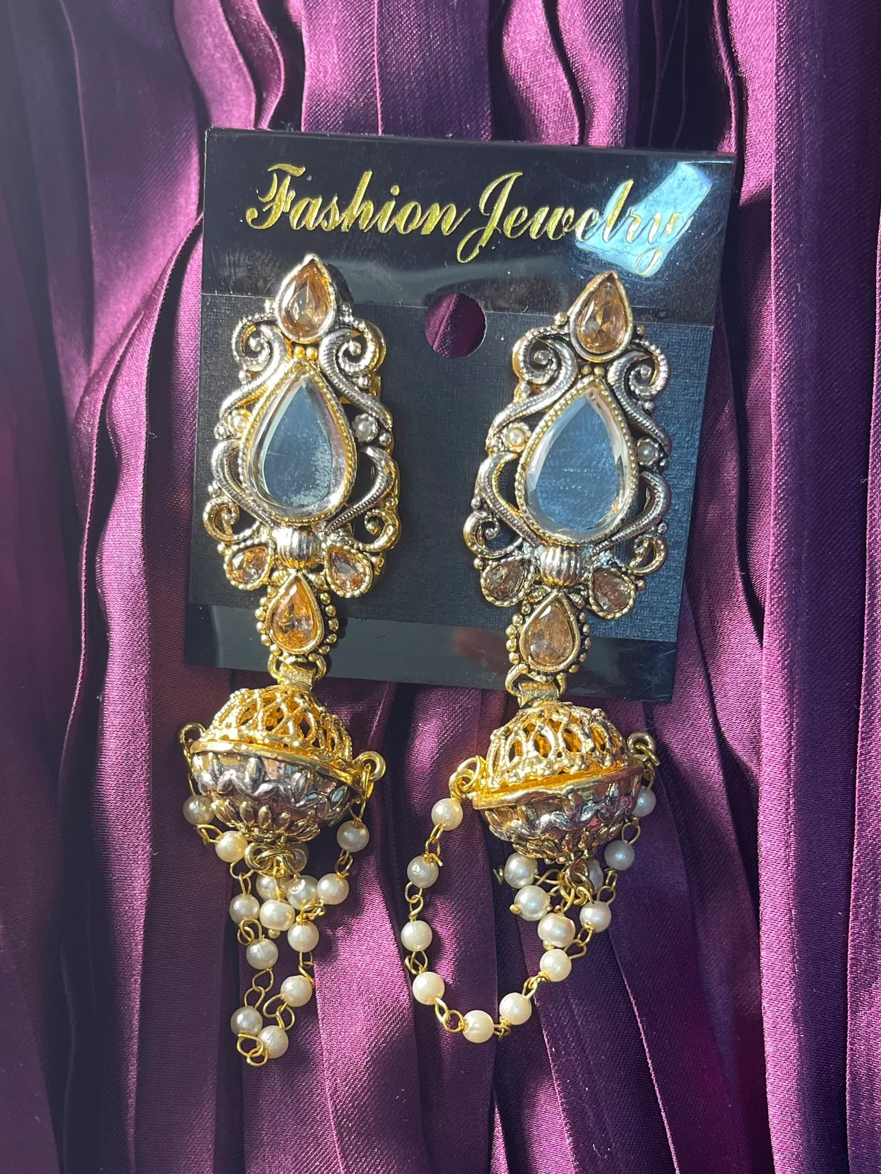 Pakistani and Indian Jhumka Earrings thumbnail