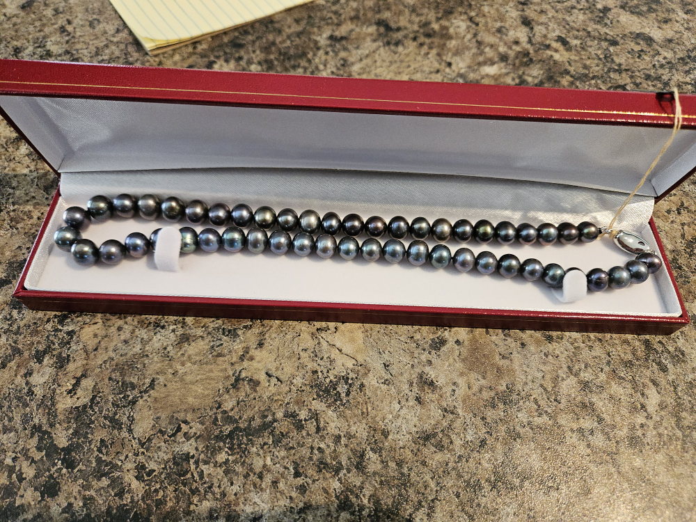 Black Pearl Necklace