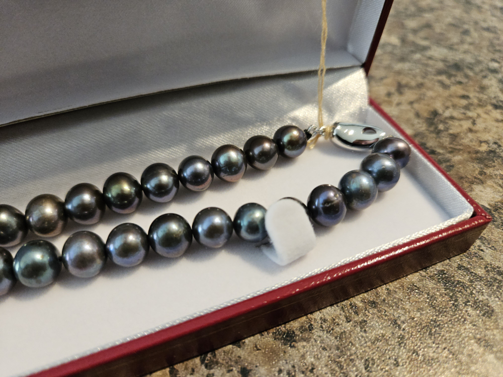 Black Pearl Necklace - photo 3