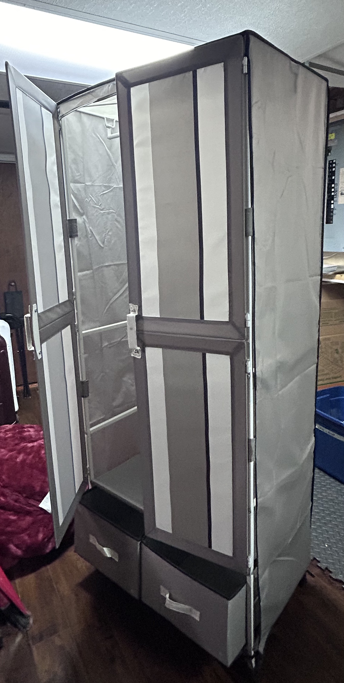 Grey and White Fabric Wardrobe - photo 3
