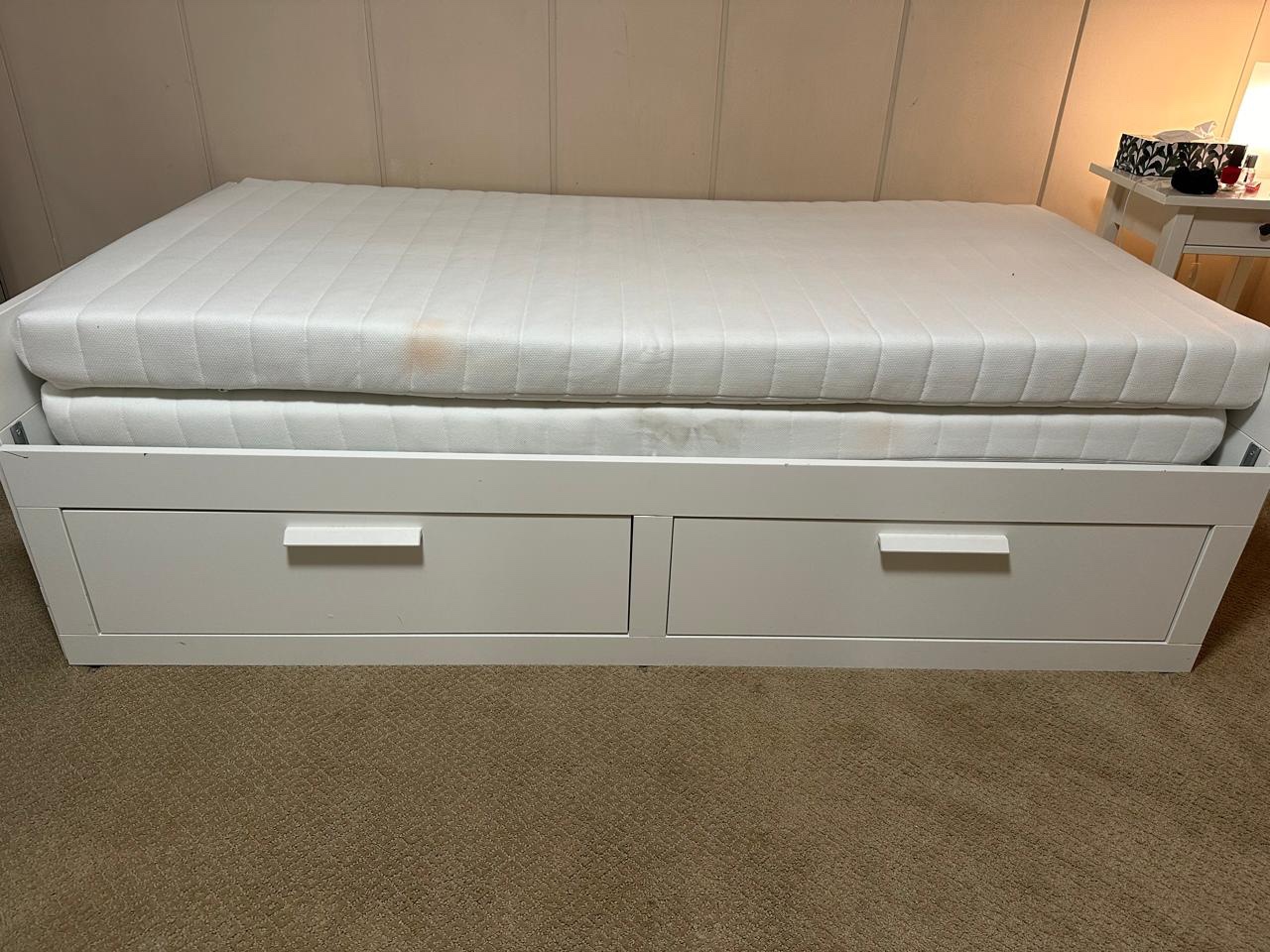 IKEA Daybed with Storage and mattress- pick up only - photo 3