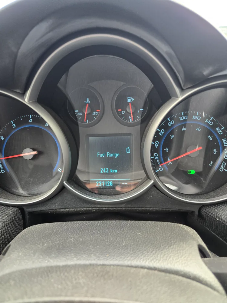 Chevrolet Cruze - 2011 image indicator(3)