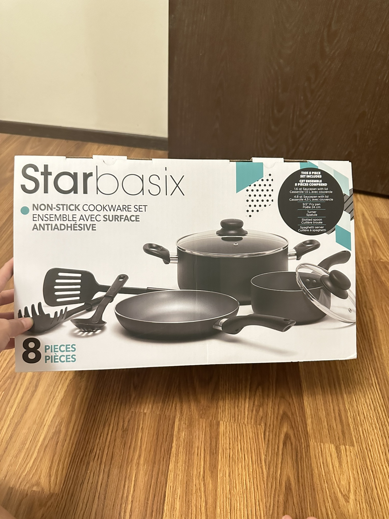 Starbasix 8 Piece Non-Stick Cookware Set