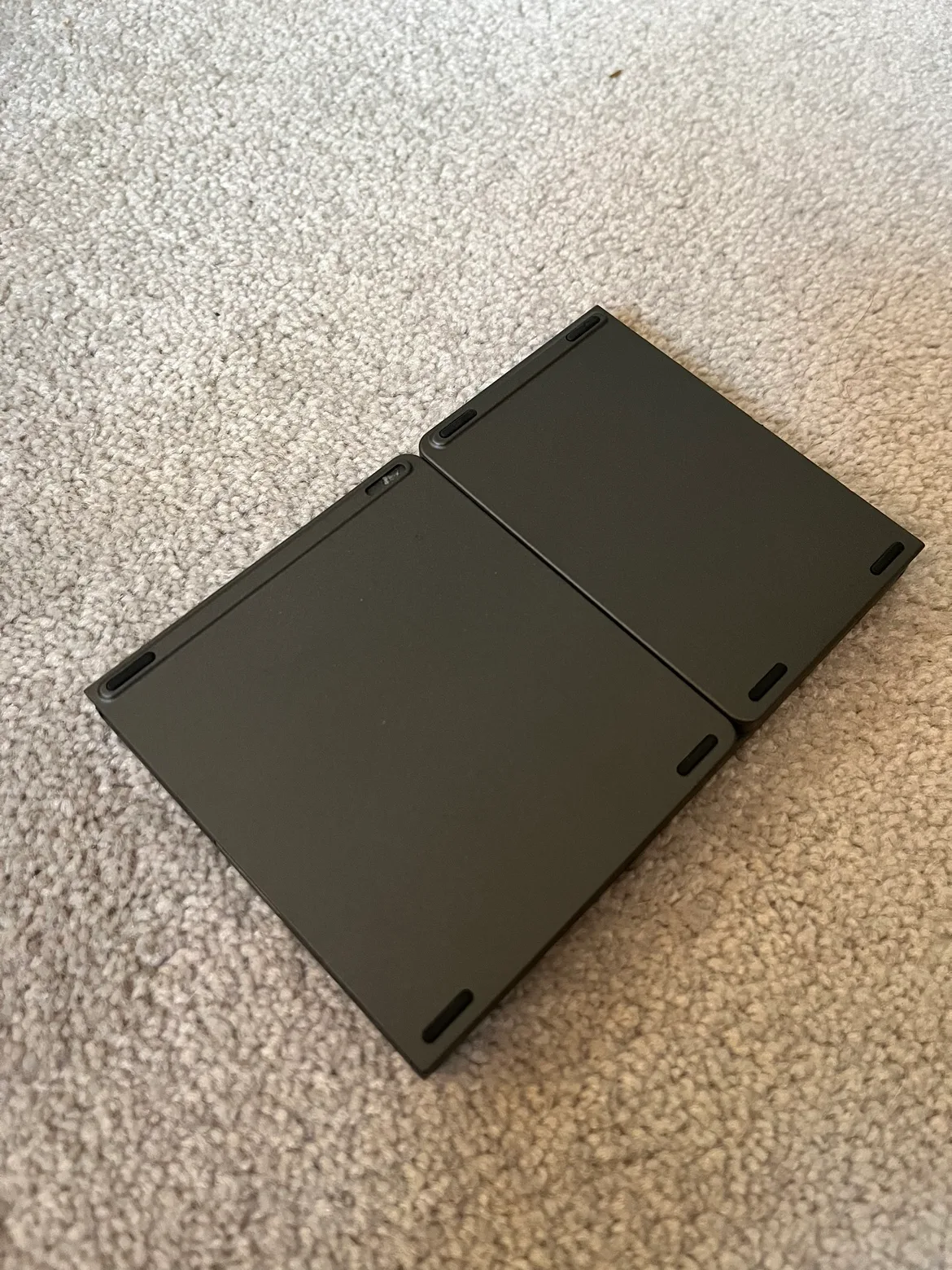 Foldable Bluetooth Keyboard image indicator(3)