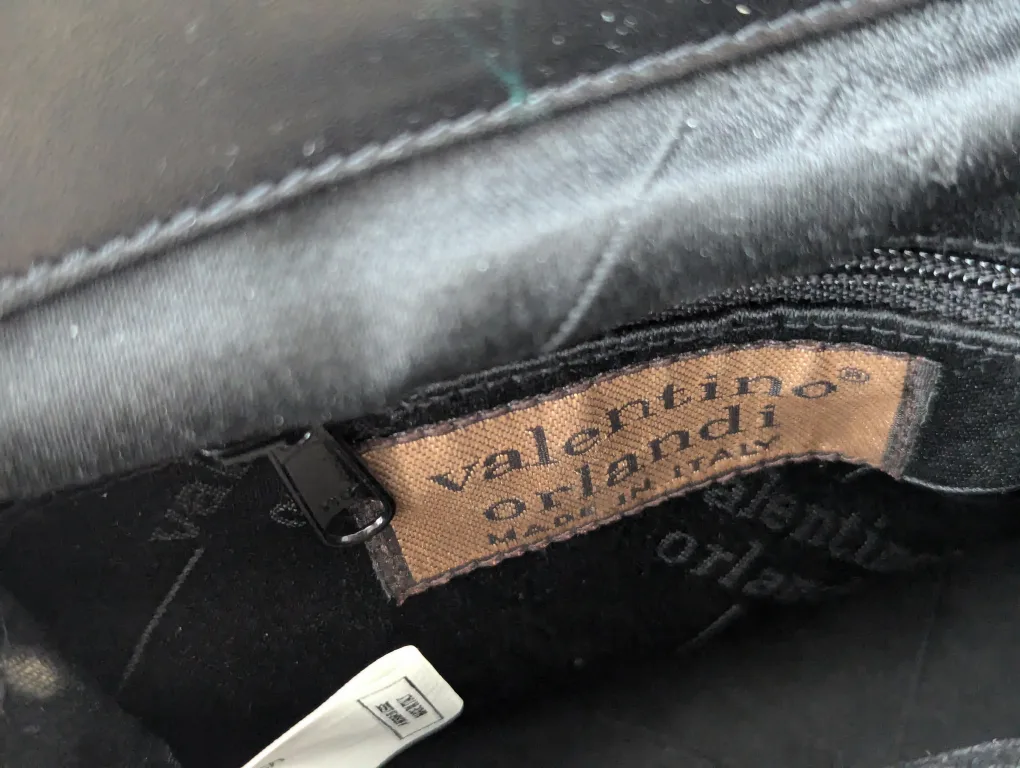 Vintage Valentino Orlandi Black Leather Shoulder Bag image indicator(4)