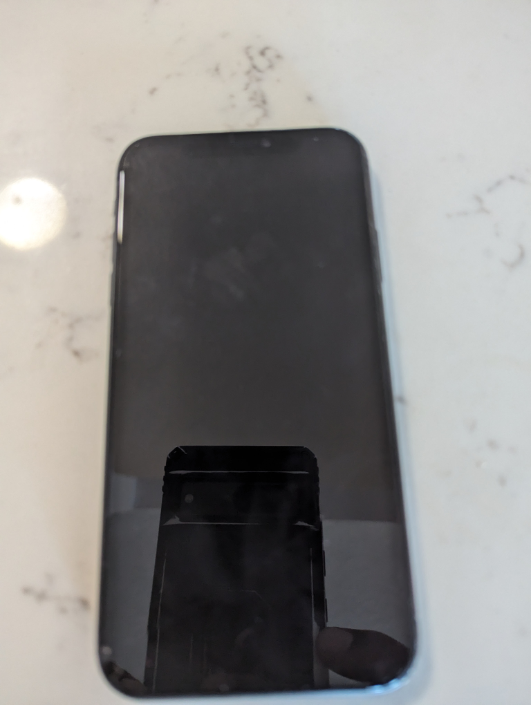 iPhone 11 64 GB - photo 3