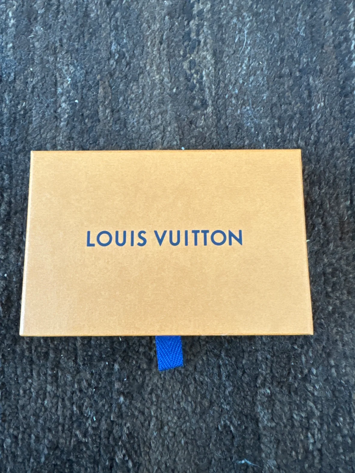 Louis Vuitton Perfume Sample Set thumbnail
