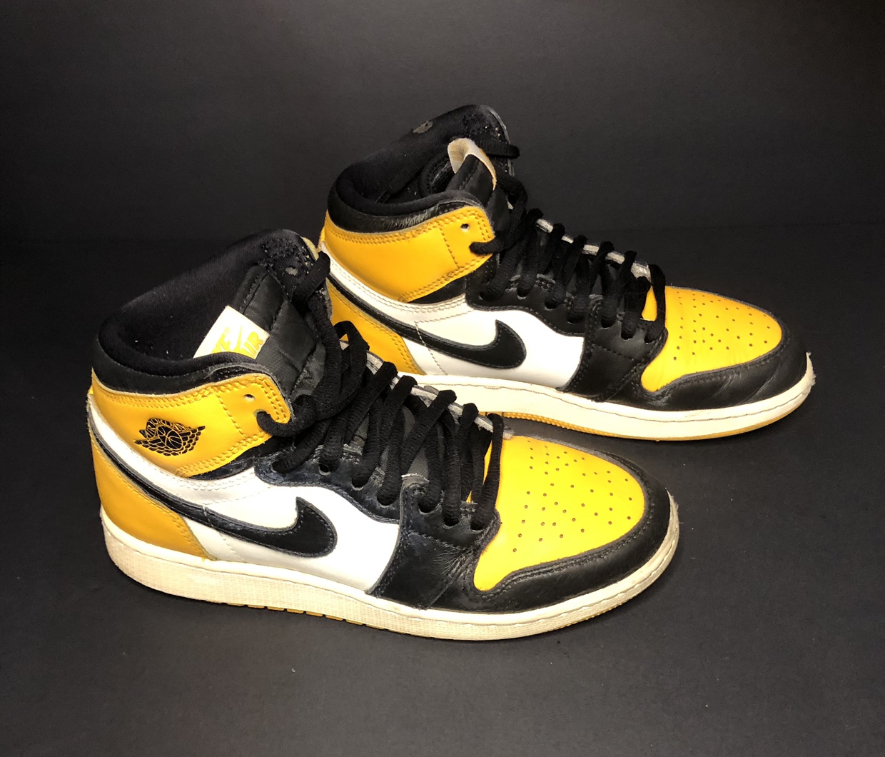 Used  Nike Air Jordan 1 Retro High OG