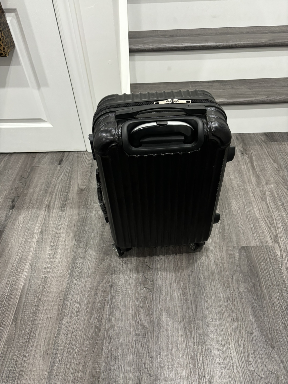 Carry-on Suitcase - photo 2
