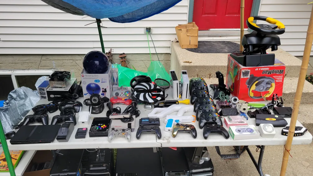 Moving sale 2827-104st NW. 11am to 6pm. image indicator(7)