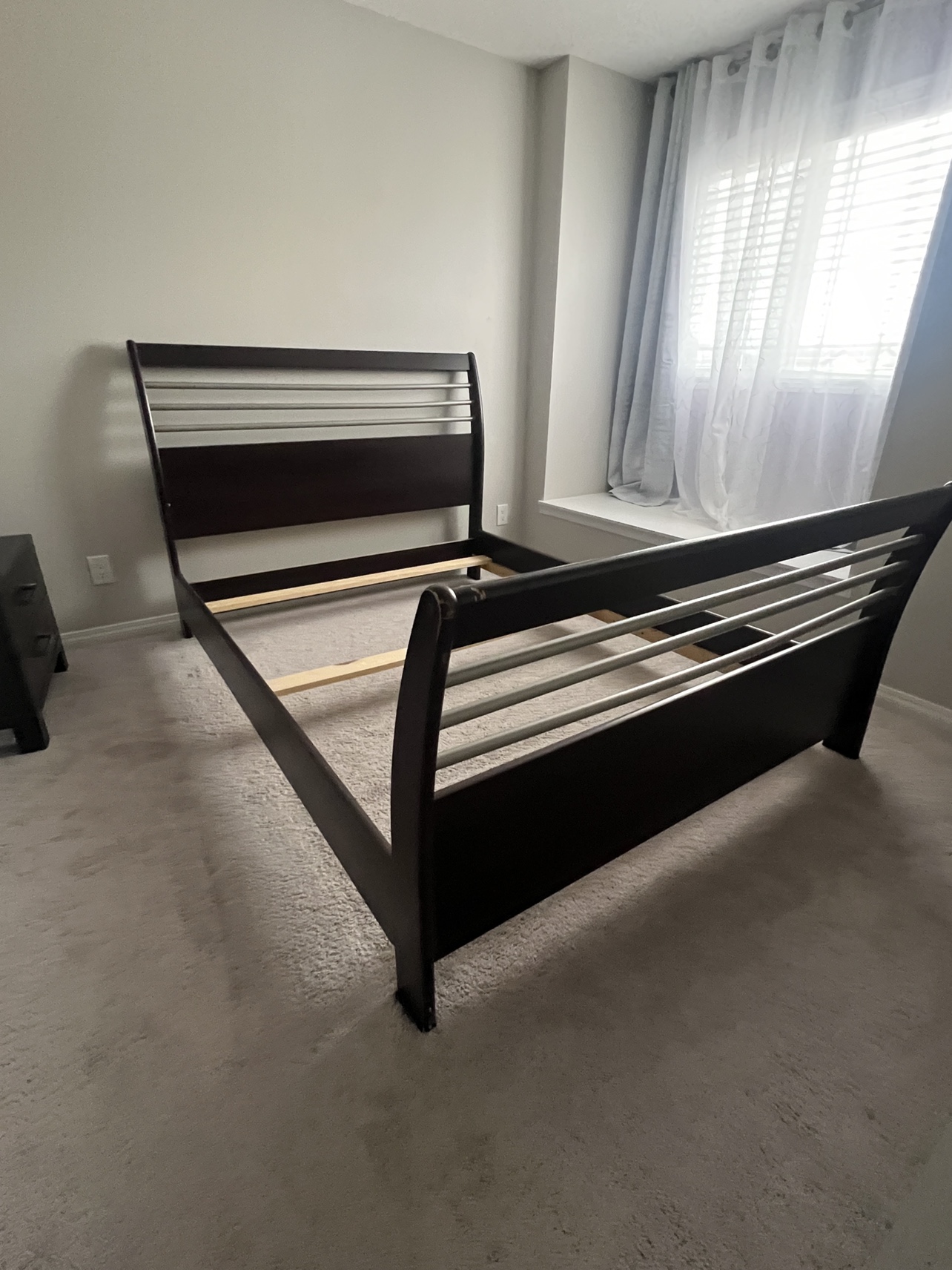Queen Bed Frame - photo 3