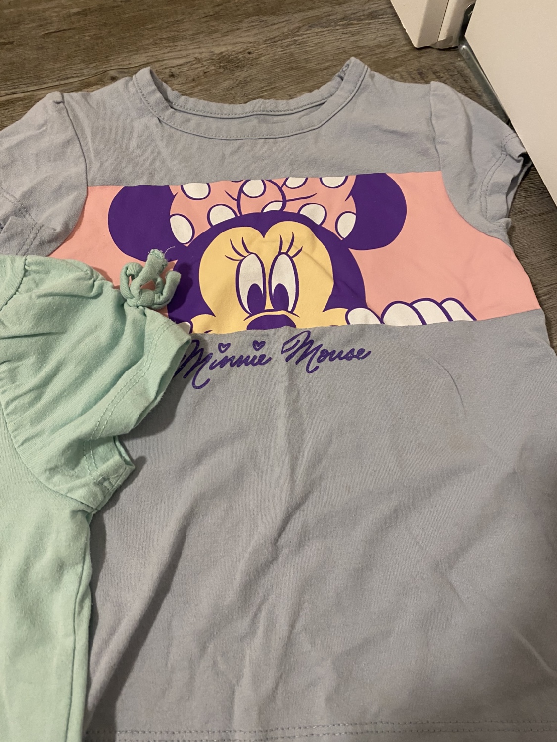 Minnie Mouse shirt lot - 3T - photo 3