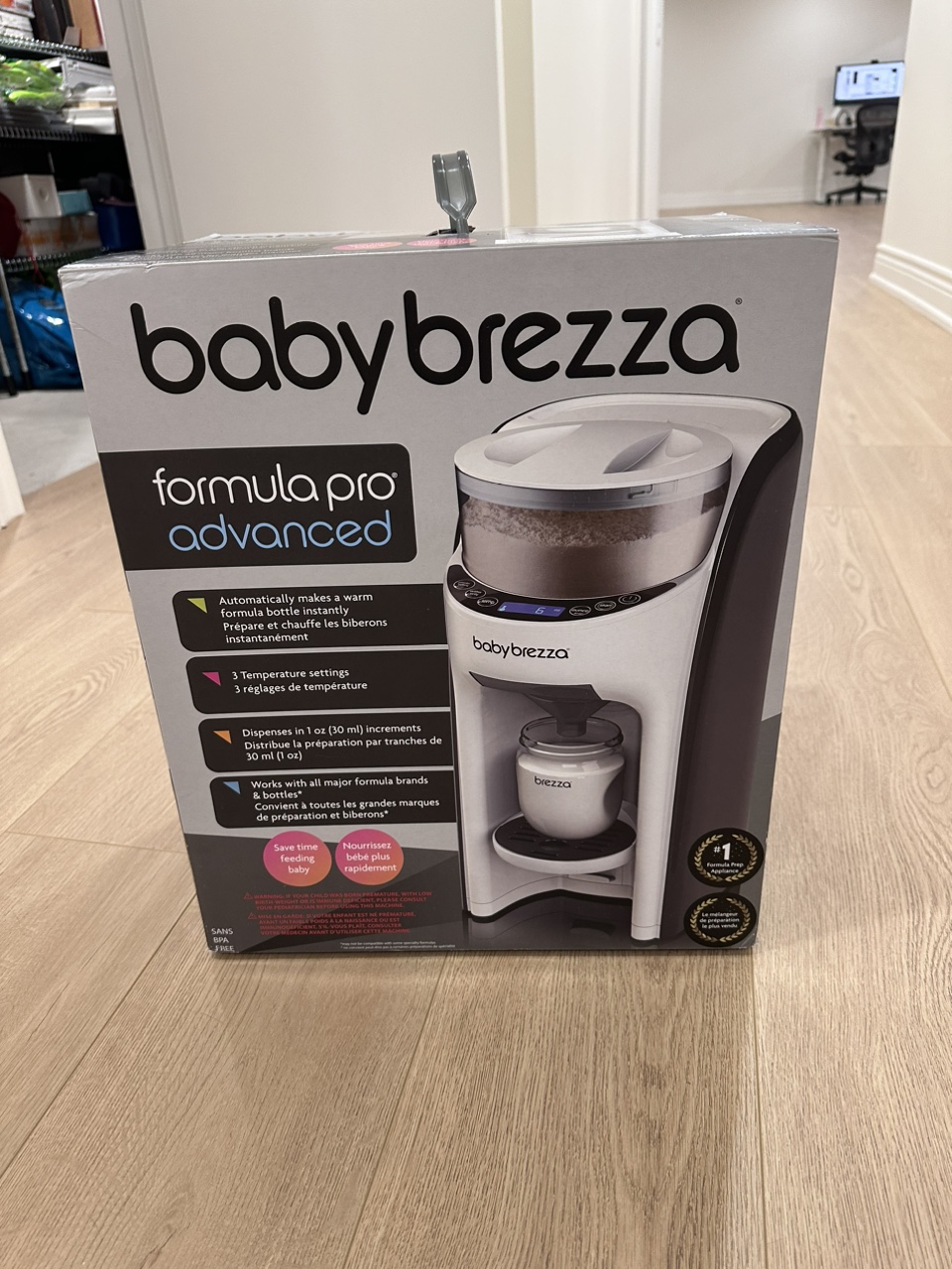 NEW Baby Brezza formula pro