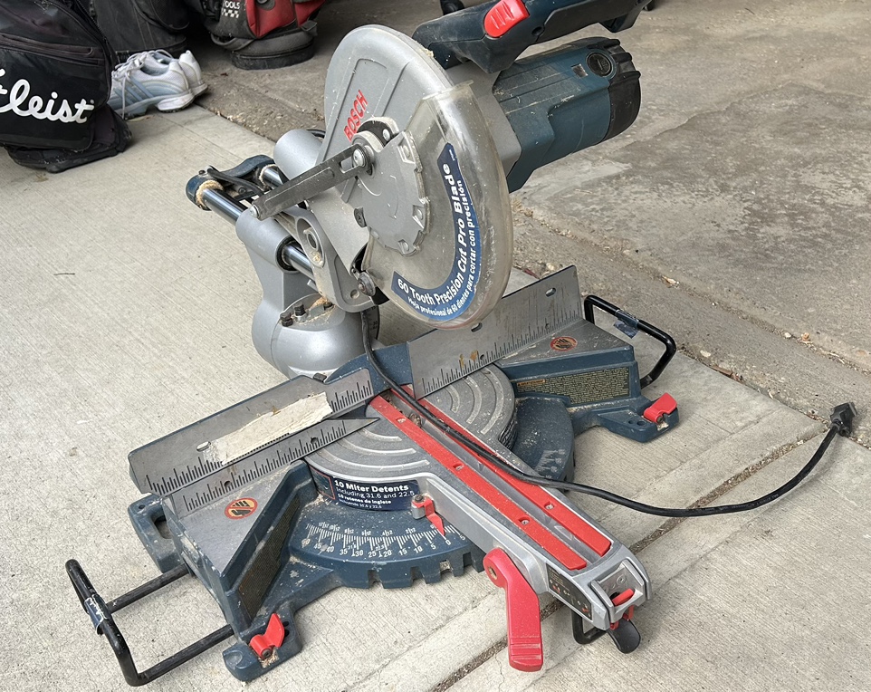 Bosch 10" Compound Miter Saw
