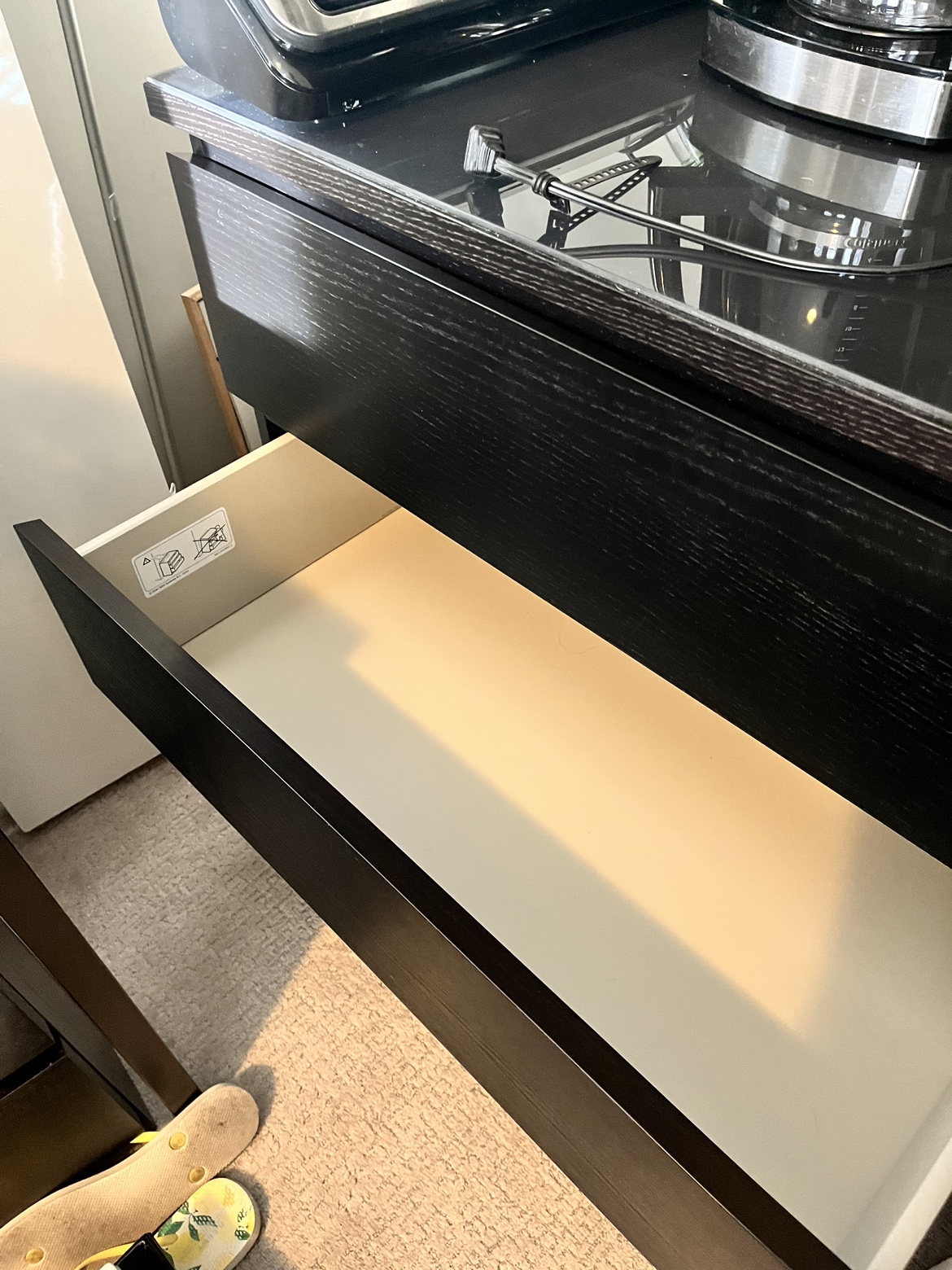 IKEA MALM 3-Drawer Chest - photo 5