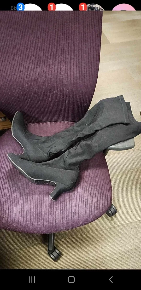 Black Knee High Boots image indicator(2)