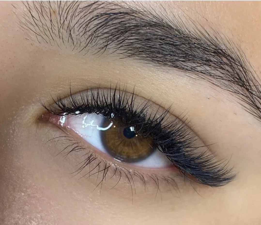 Eyelash Extensions thumbnail