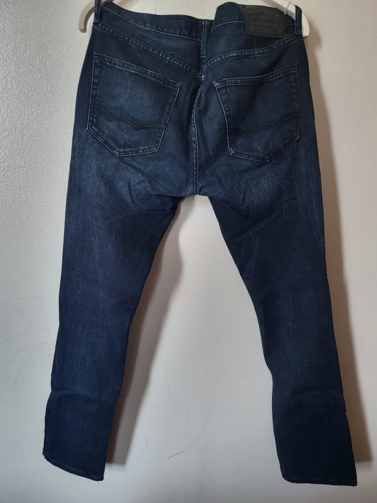 American Eagle Outfitters Jeans image indicator(2)