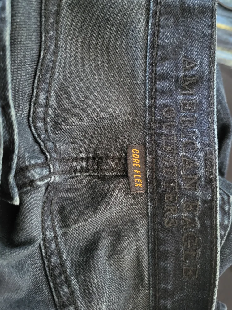 American Eagle Outfitters Jeans image indicator(3)