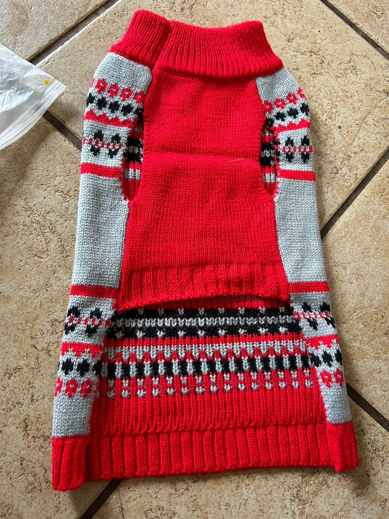 Knit Dog Sweater - Grey and Red image indicator(2)