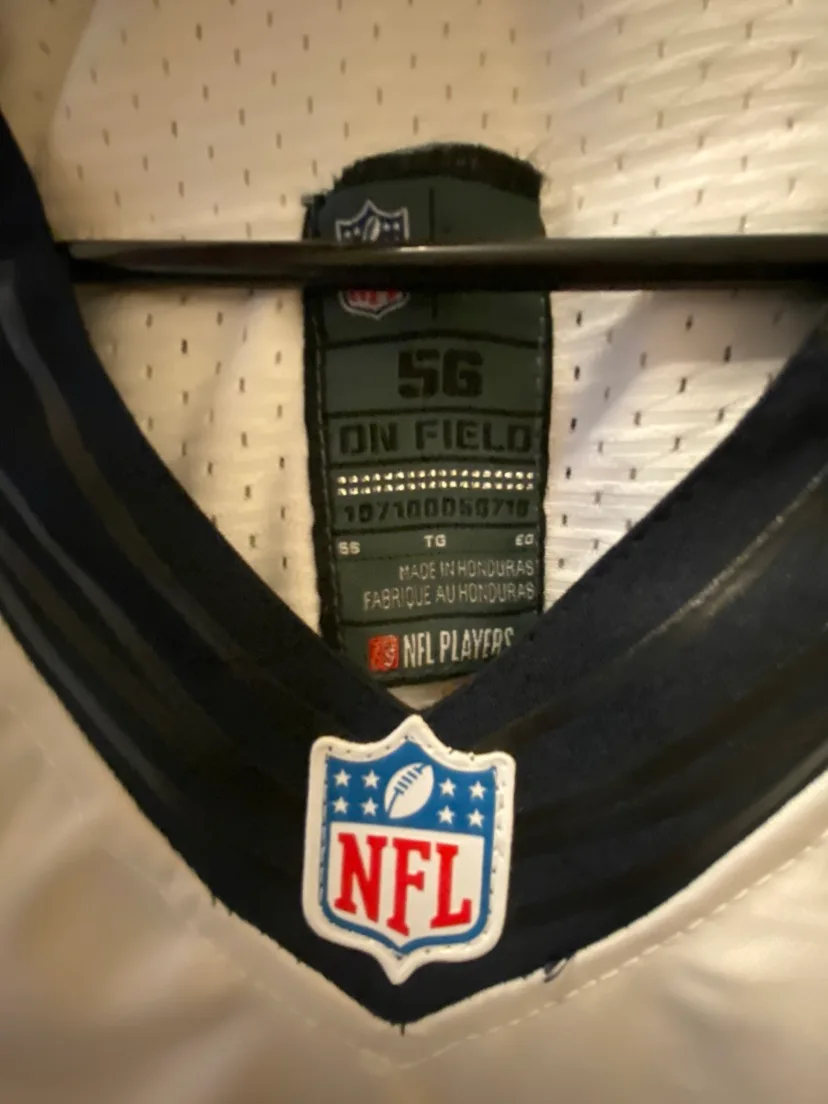 Denver Broncos Von Miller Jersey Size 56 image indicator(3)