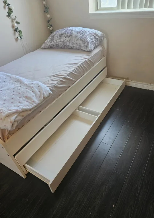 ikea Single Bed + a single bed with 2 storage+2 mattress costco image indicator(3)