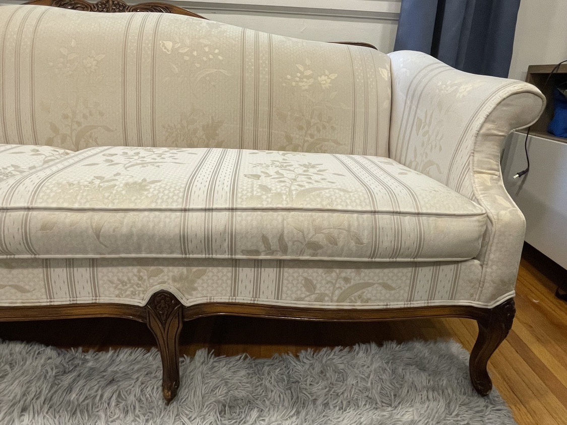 FREE Sofa - MUST pick up this weekend - photo 4