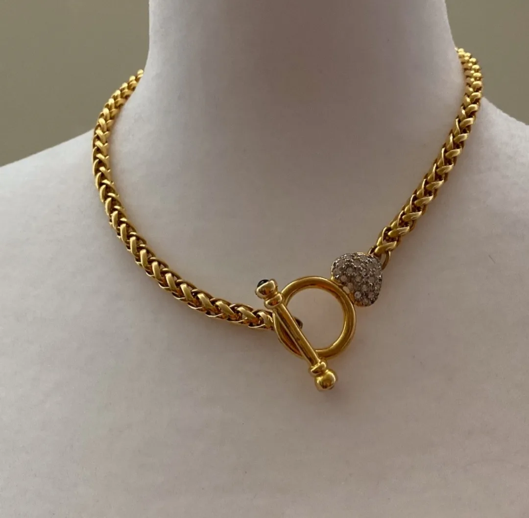 Gold Chain Necklace with Heart Charm image indicator(4)