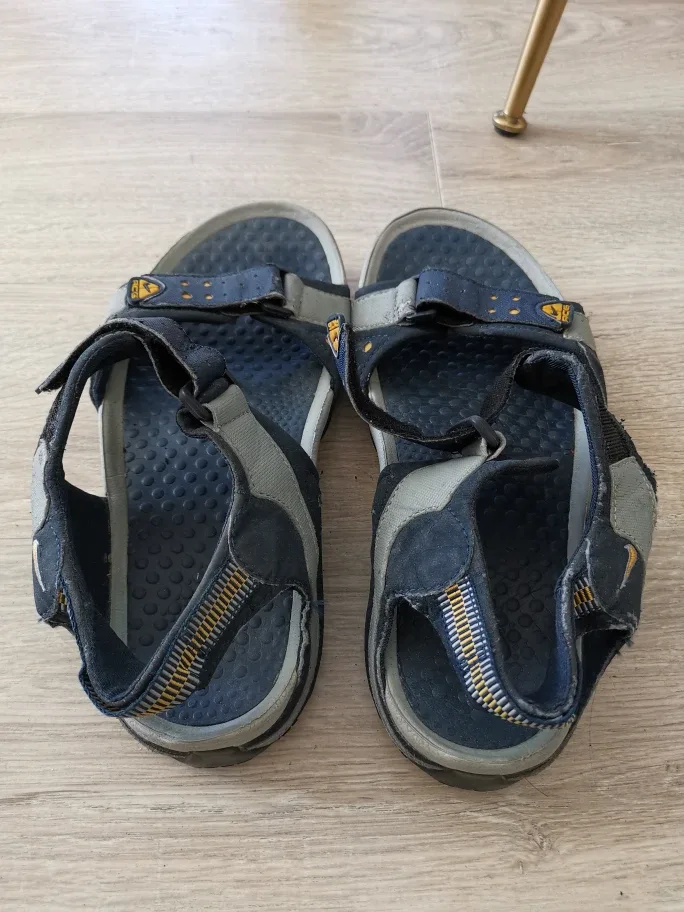 Nike Men's Sandals image indicator(2)