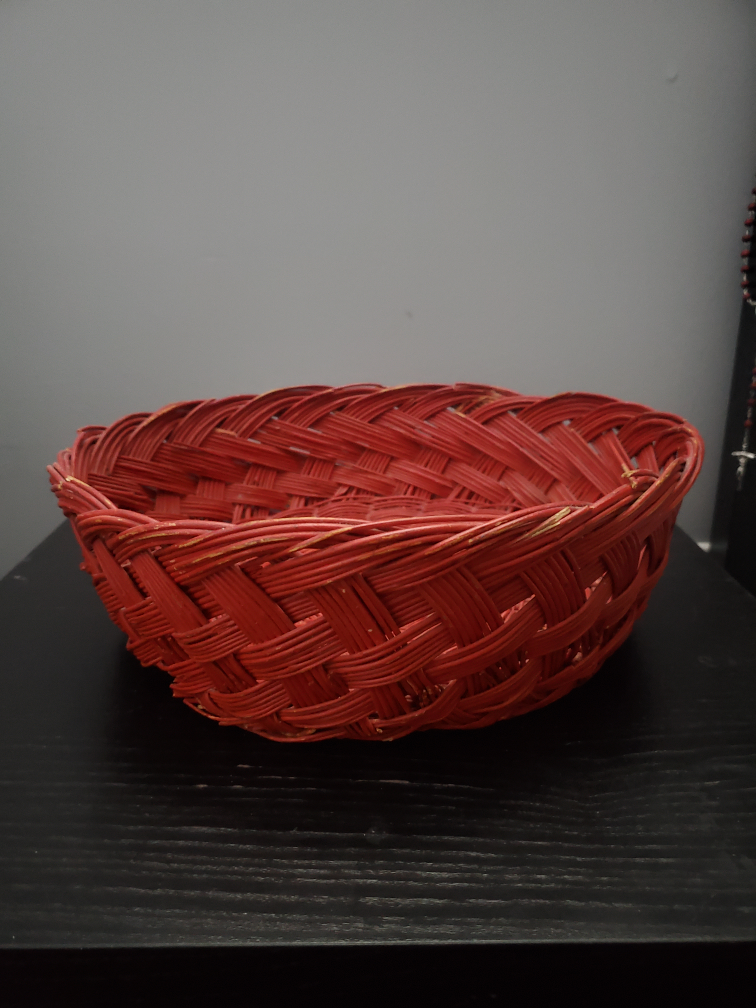 #freecycle Red Wicker Basket for Holding Things - photo 2