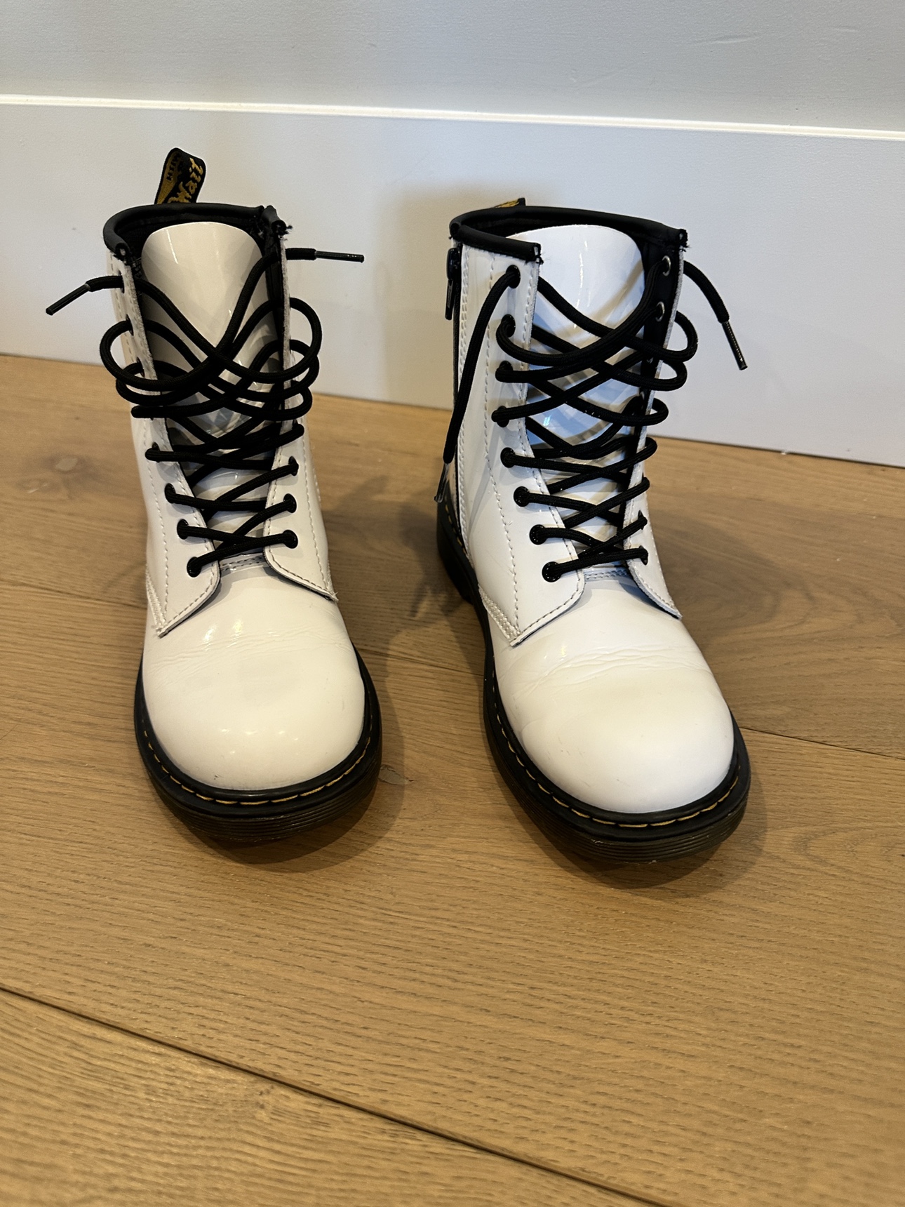 Dr. Martens White Patent Leather Boots Air Wair - photo 3