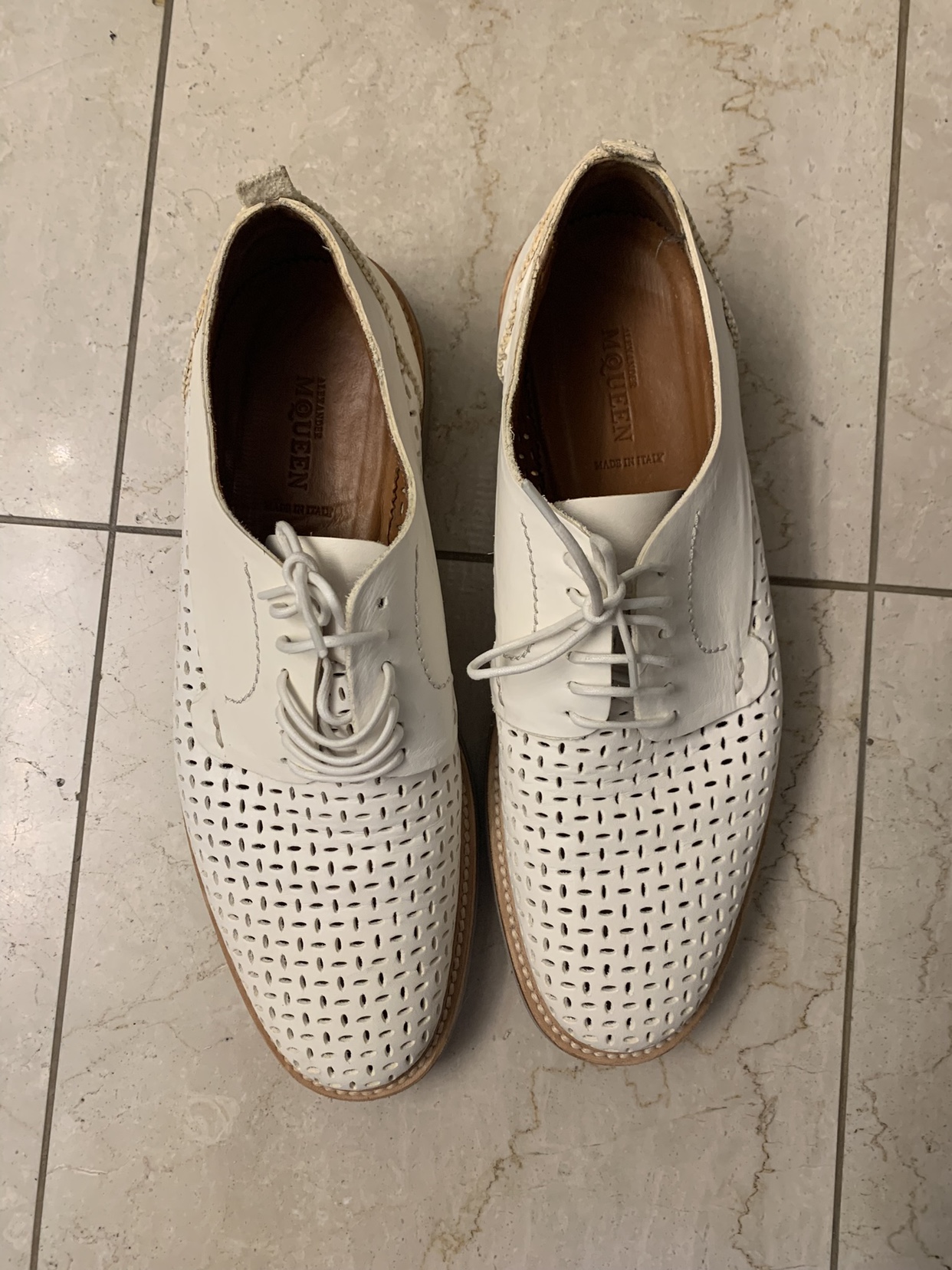 McQueen Men’s Perforated Leather Oxford shoes 43 EU