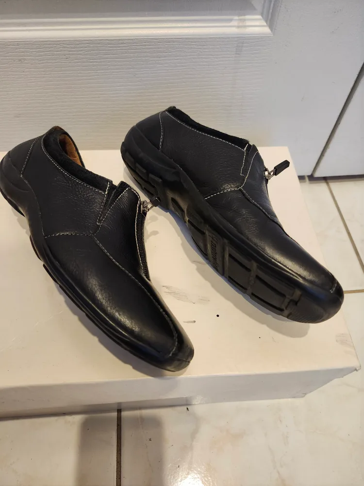 Casual Shoes image indicator(2)