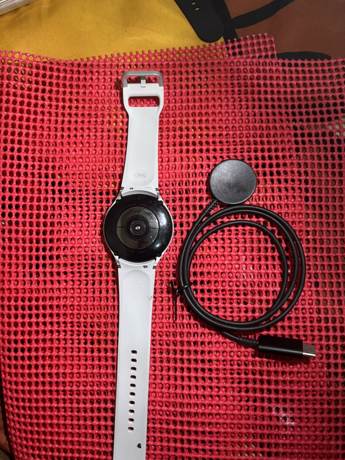 Samsung Galaxy Watch 4 (44mm) - photo 2