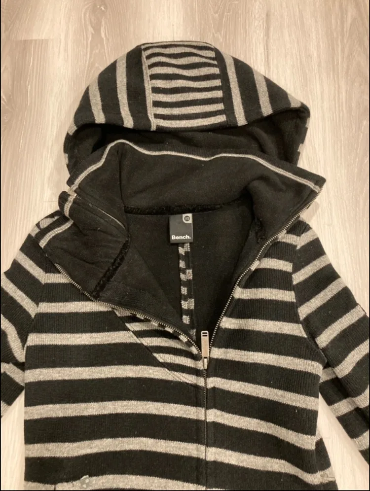 Bench Striped jacket XS image indicator(2)