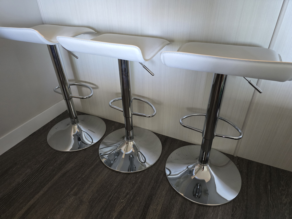 White Bar Stools