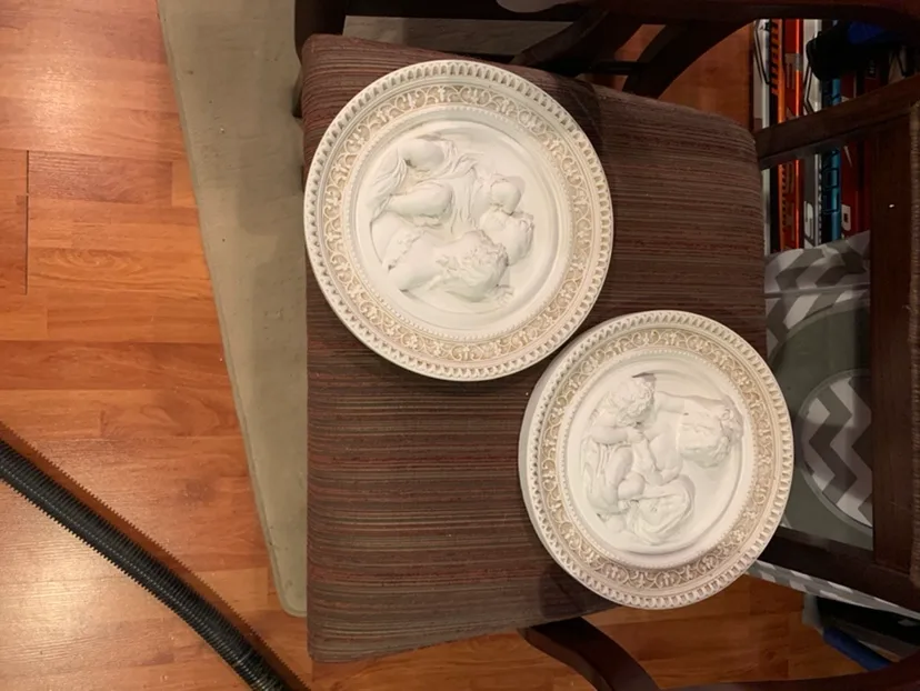 Set of Two Wall Decor Plaques thumbnail