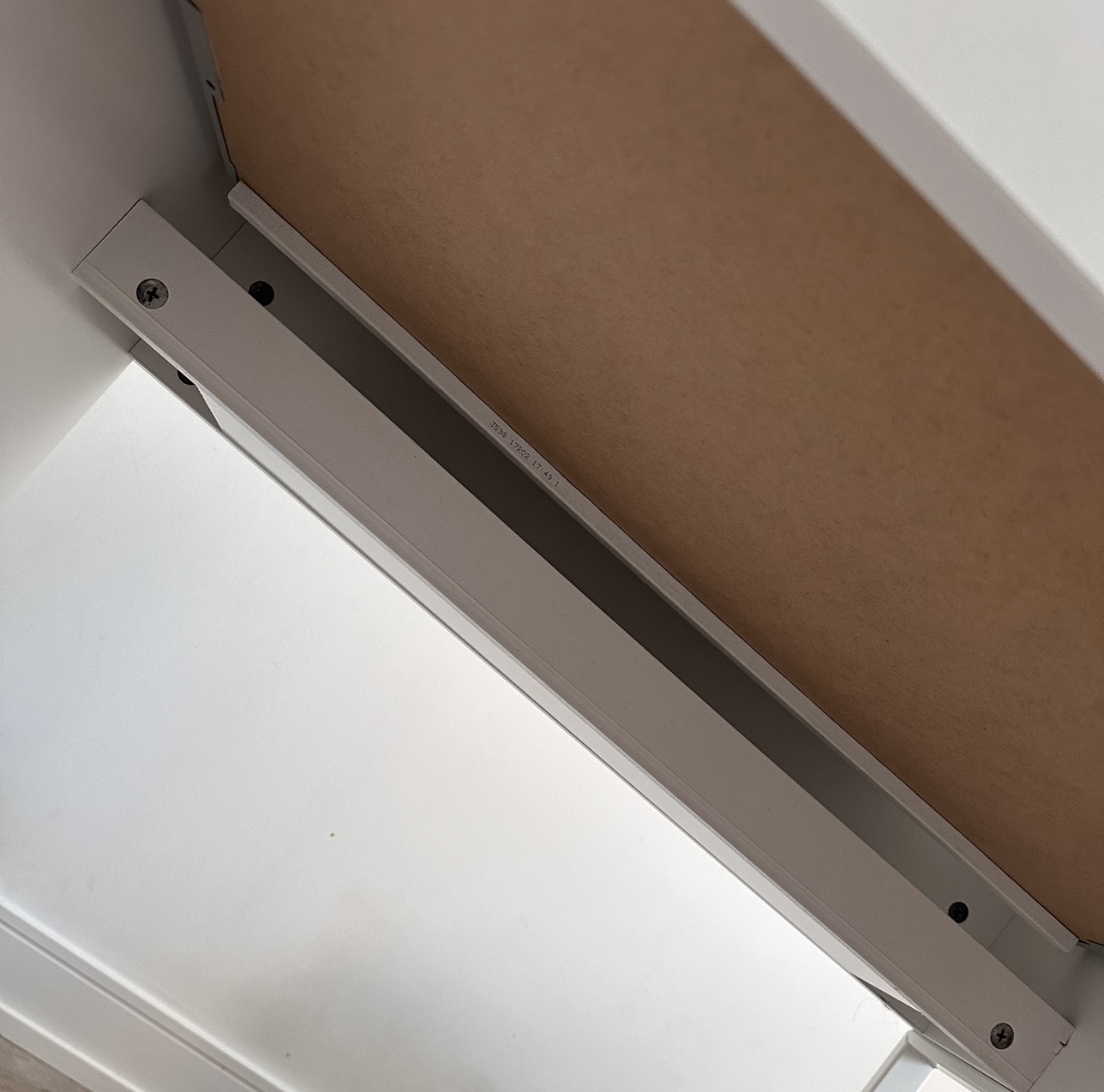 IKEA MICKE Desk - photo 2
