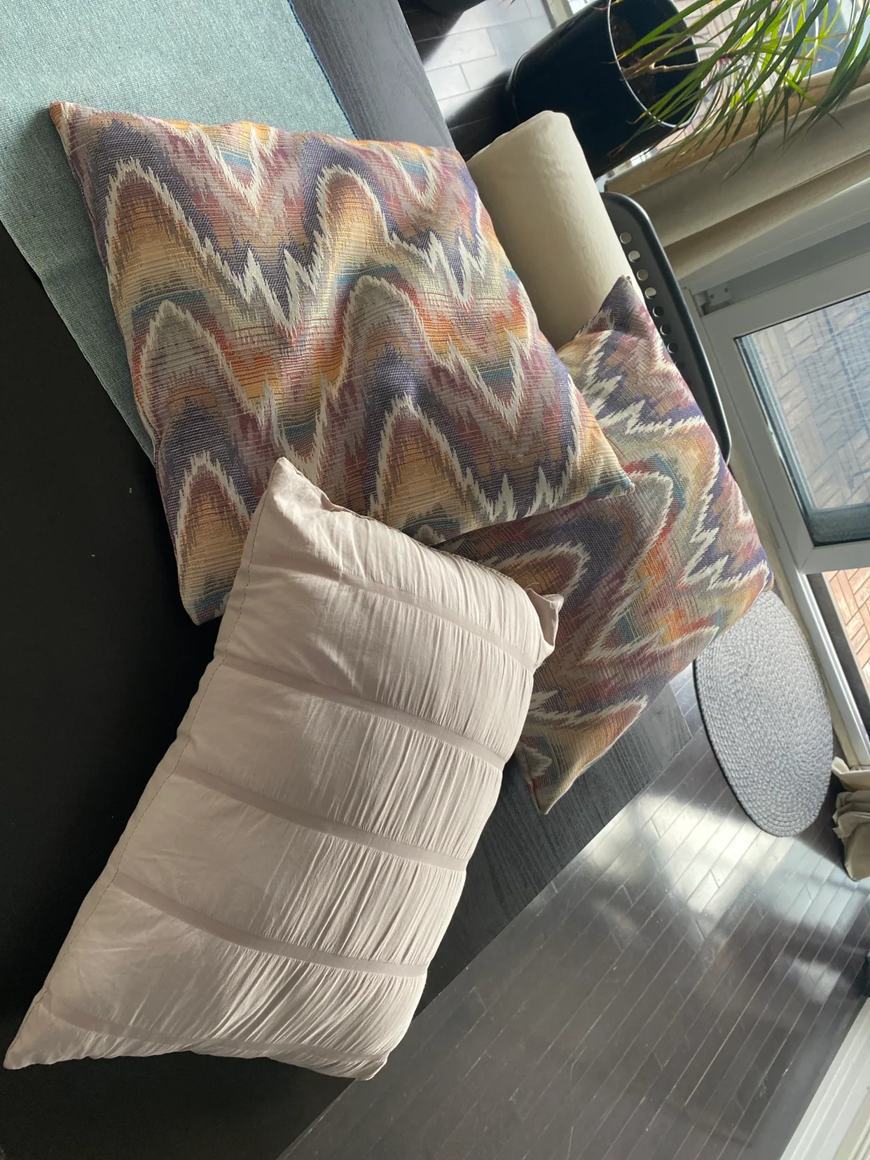 Set of 3 Throw Pillows thumbnail