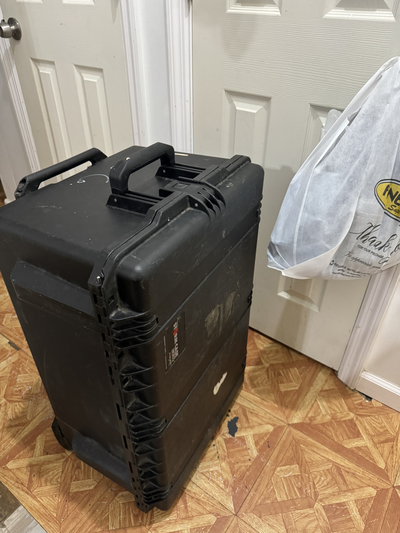 Pelican Storm im2975 Watertight Travel Case Wheels - photo 2