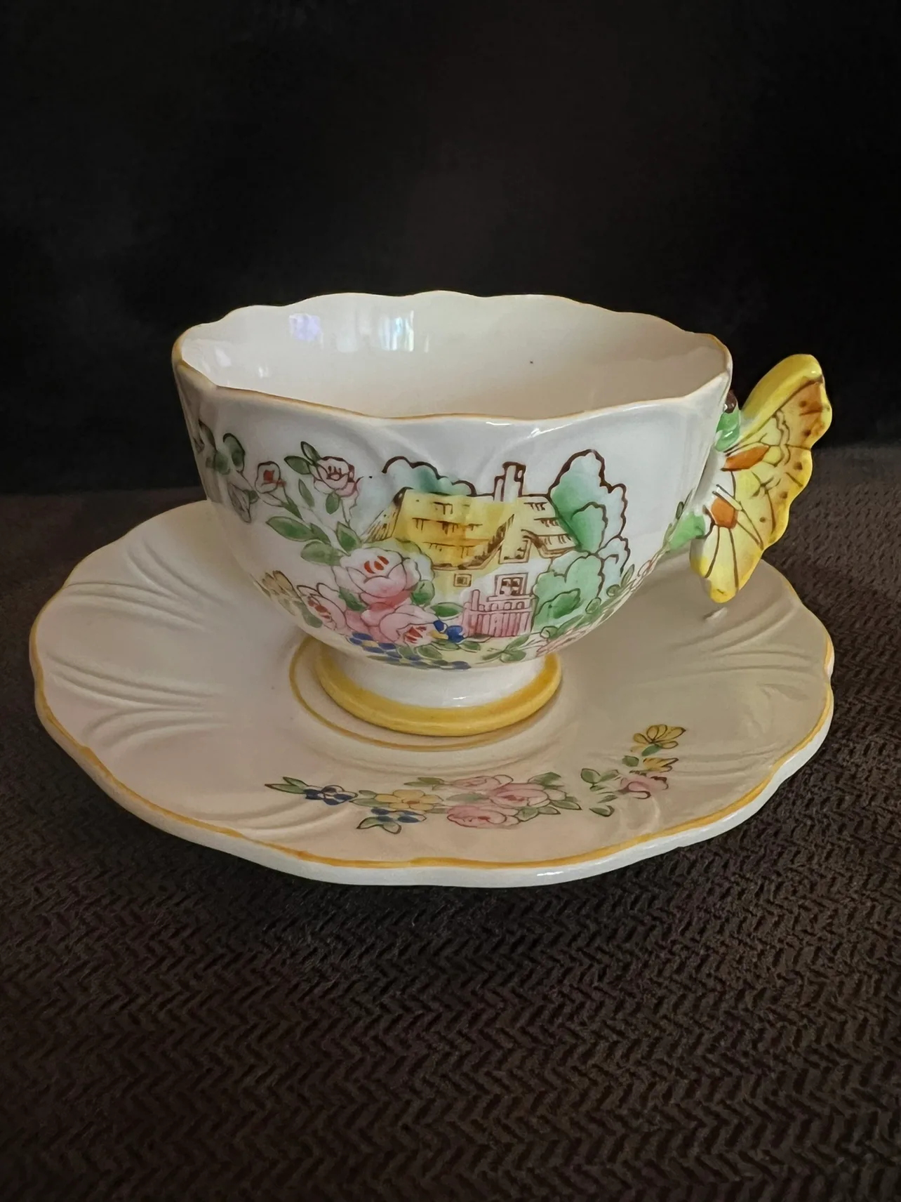 Vintage Butterfly Handle Teacup and Saucer image indicator(4)