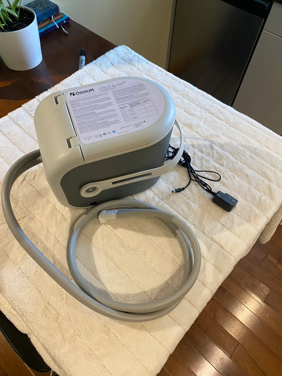 Cold Rush Cold Therapy System image indicator(2)