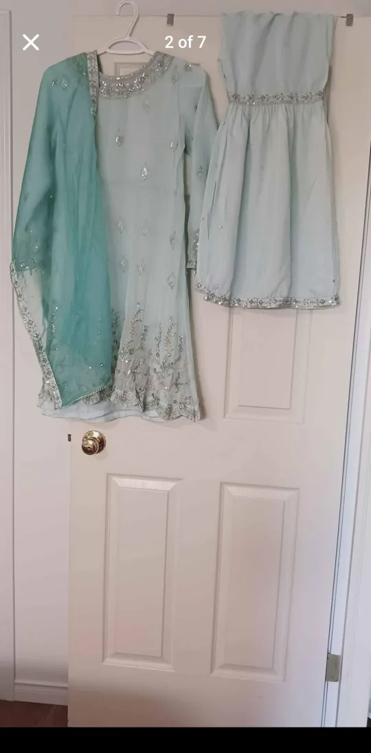 girl garara dress (size 36,9 to 10 years old girl) image indicator(2)