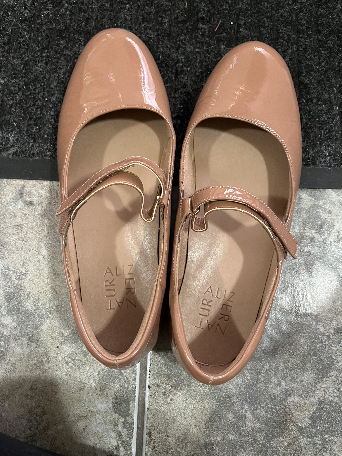 naturalizer mary janes