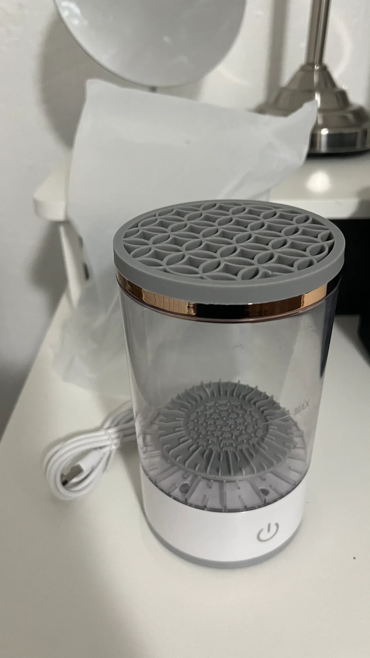 Electric Makeup Brush Cleaner thumbnail
