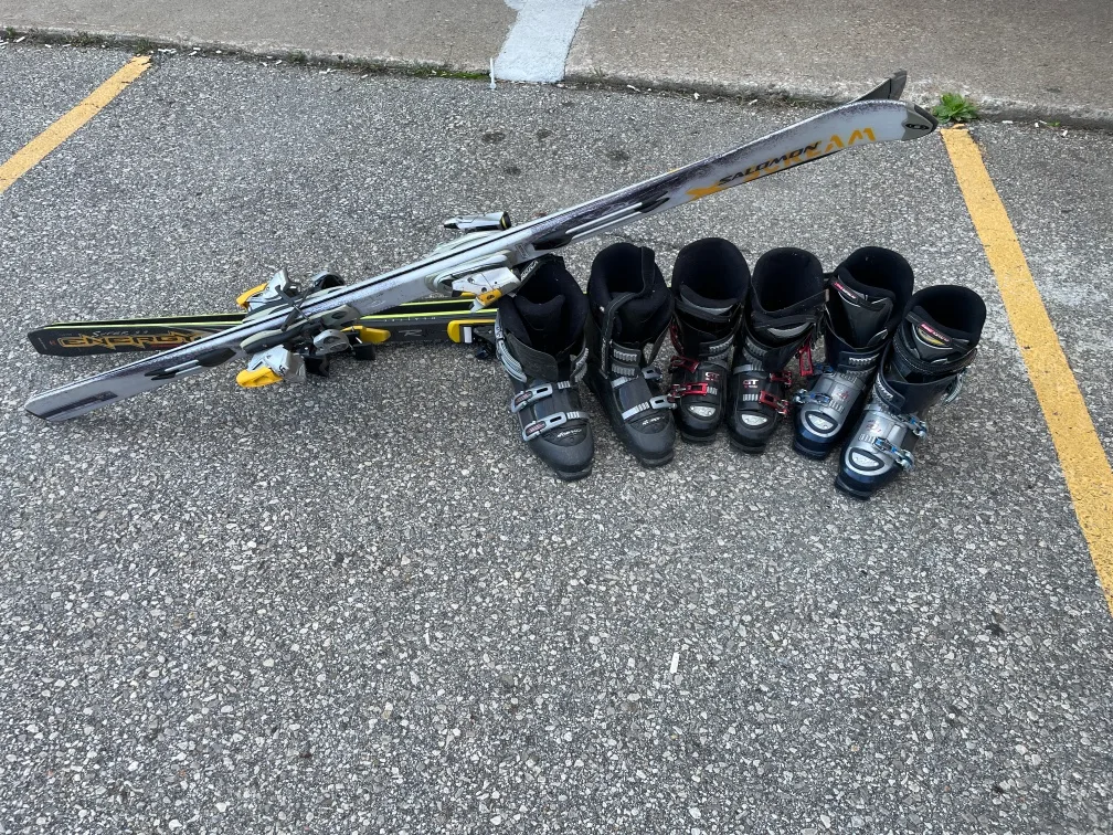 Ski Boots -Nordica & Salomon thumbnail