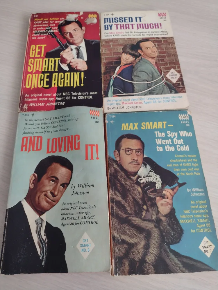 Get Smart - 4 Vintage Paperback Books image indicator(2)