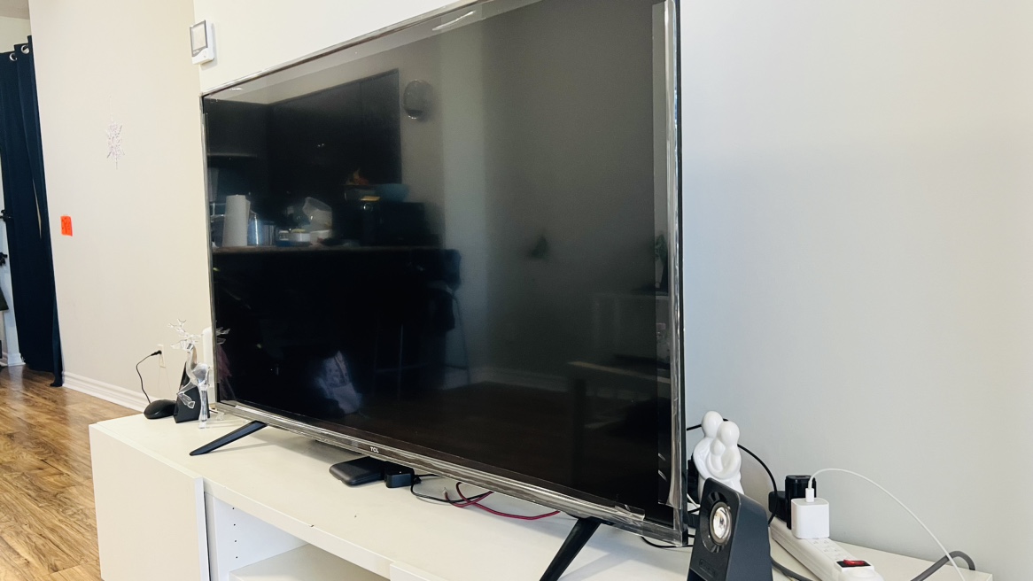 TCL 55" TV - Moving out sale - photo 2